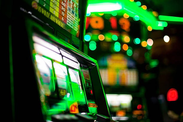 17 2d lobby showing multiple Qiu Qiu tables with different bet limits and dealers